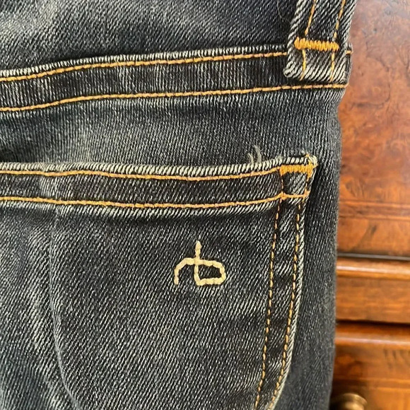 RAG and Bone woman’s skinny jeans - Picture 5 of 11